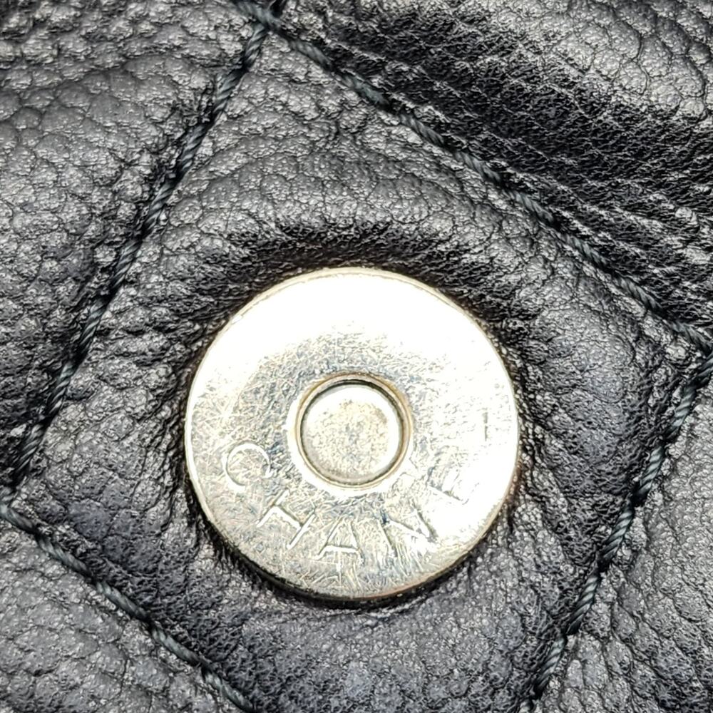 CHANEL Black Quilted Lambskin Shoulder Bag with Chain Strap - Picture 10 of 15